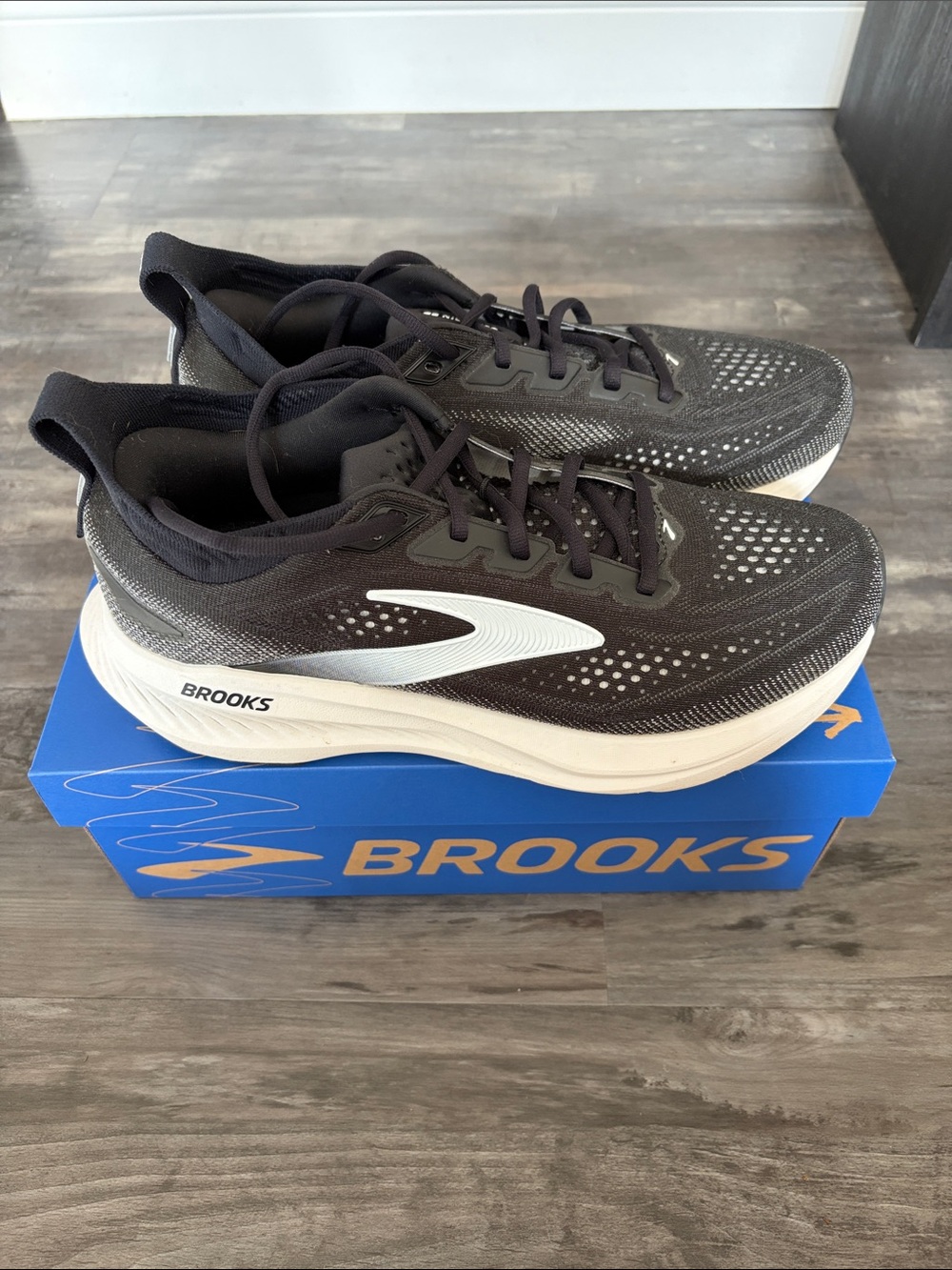 Brooks Glycerin 23